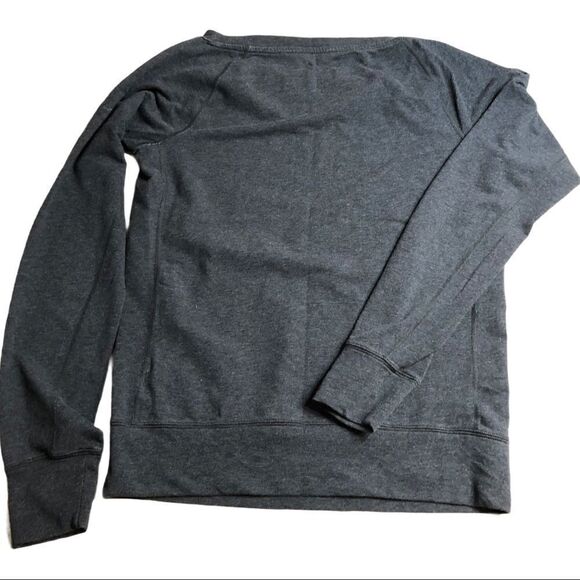 Nike after workout pull over long sleeve fitted t - Picture 3 of 8